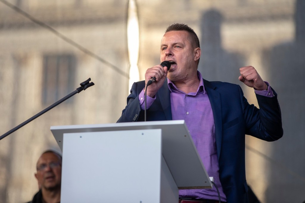 Sorosovo jméno zaznívá i na demonstracích pořádaných Jindřichem Rajchlem