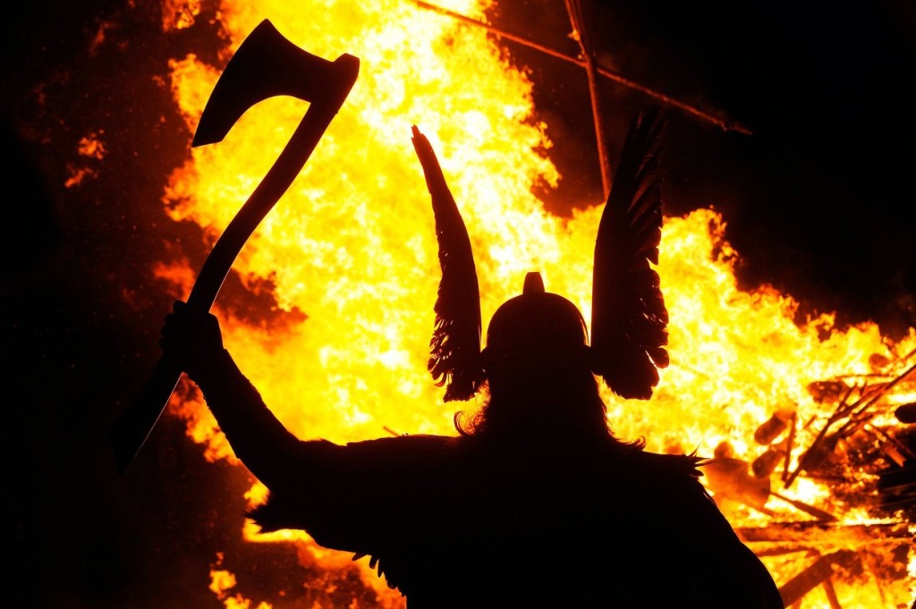 Ve Vikingském pojetí Vánoc hrál oheň hlavní roli