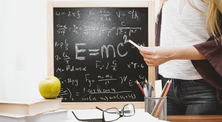Studenti se nechtějí biflovat nazpaměť kvantum informací. Využijí toho pro život opravdu minimum
