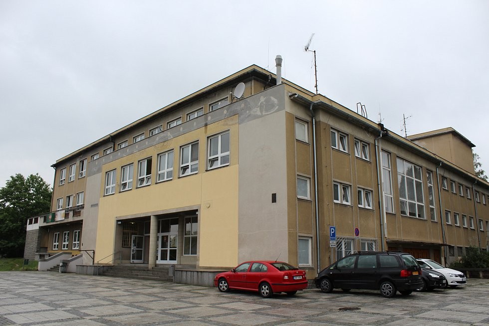 Příklad ze Strakonic je jeden z těch, který reprezentuje velmi negativní efekt na vzhled architektury měst a vesnic
