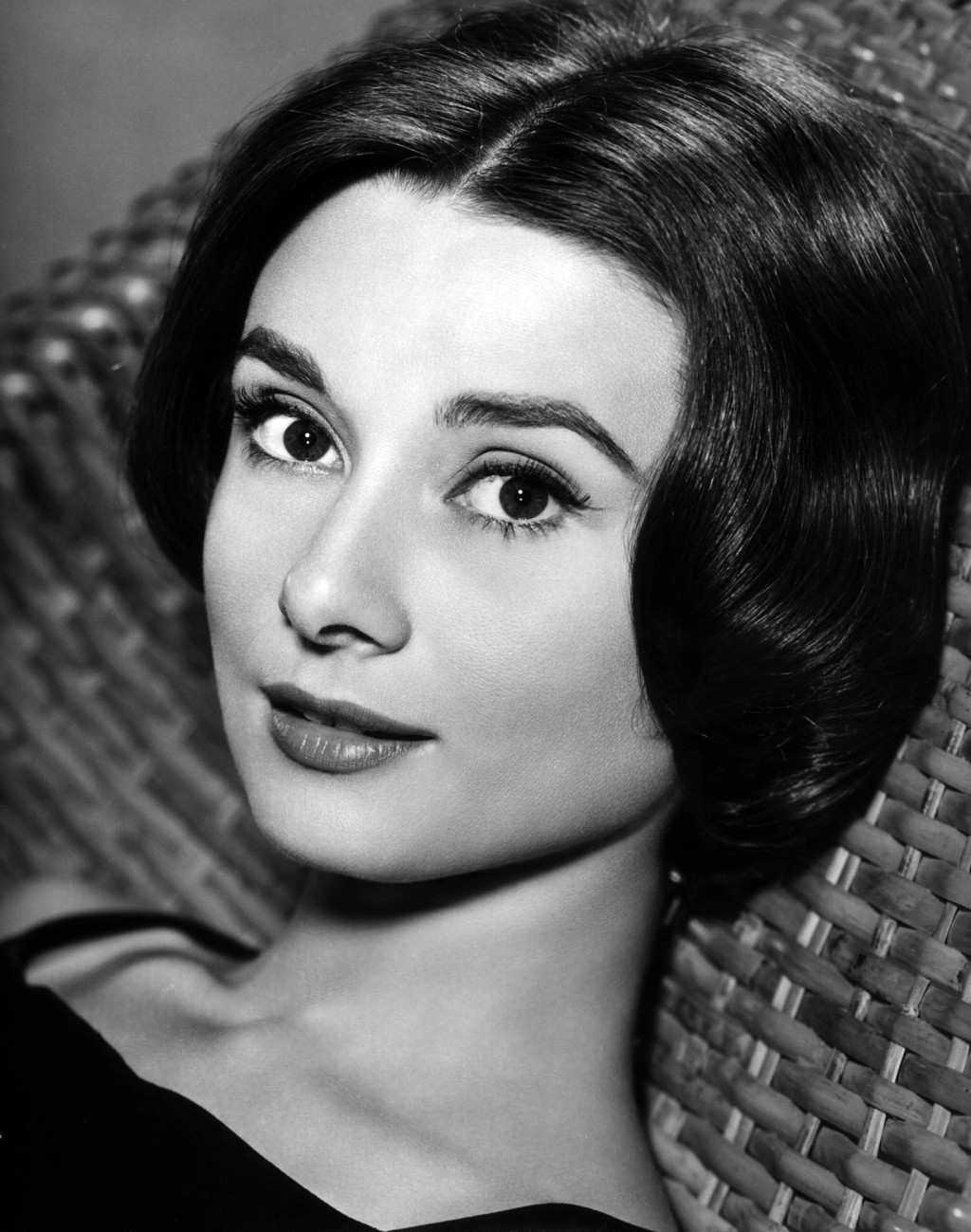 Audrey Hepburnová je ikonickou postavou Hollywoodu. O jejím životě vznikne nový seriál