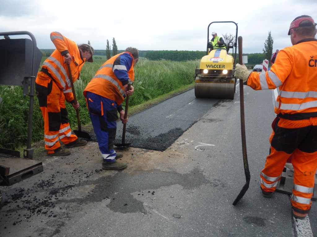 Problémy kolem středočeských silničářů neberou konce