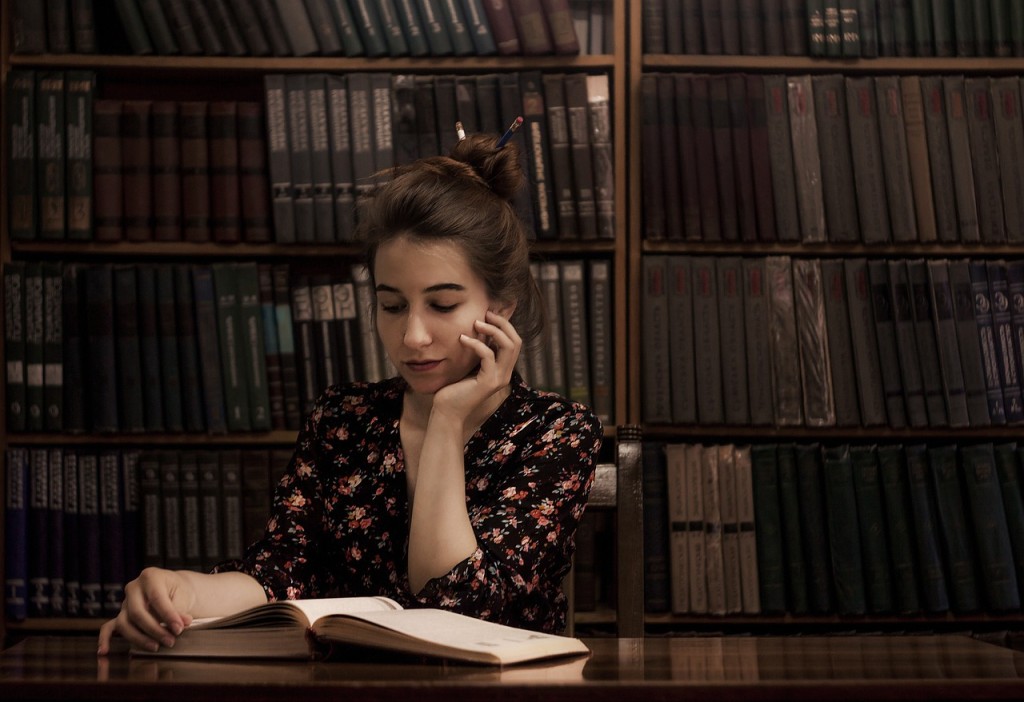 V knihovně Harvardské univerzity půjčovali knihu, vázanou v lidské kůži