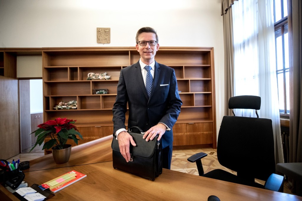 Členem ODS se Martin Kupka stal v roce 2008 a už o dva roky později byl jako trojka na její kandidátní listině zvolen s druhým nejvyšším počtem preferenčních hlasů do zastupitelstva obce Líbeznice