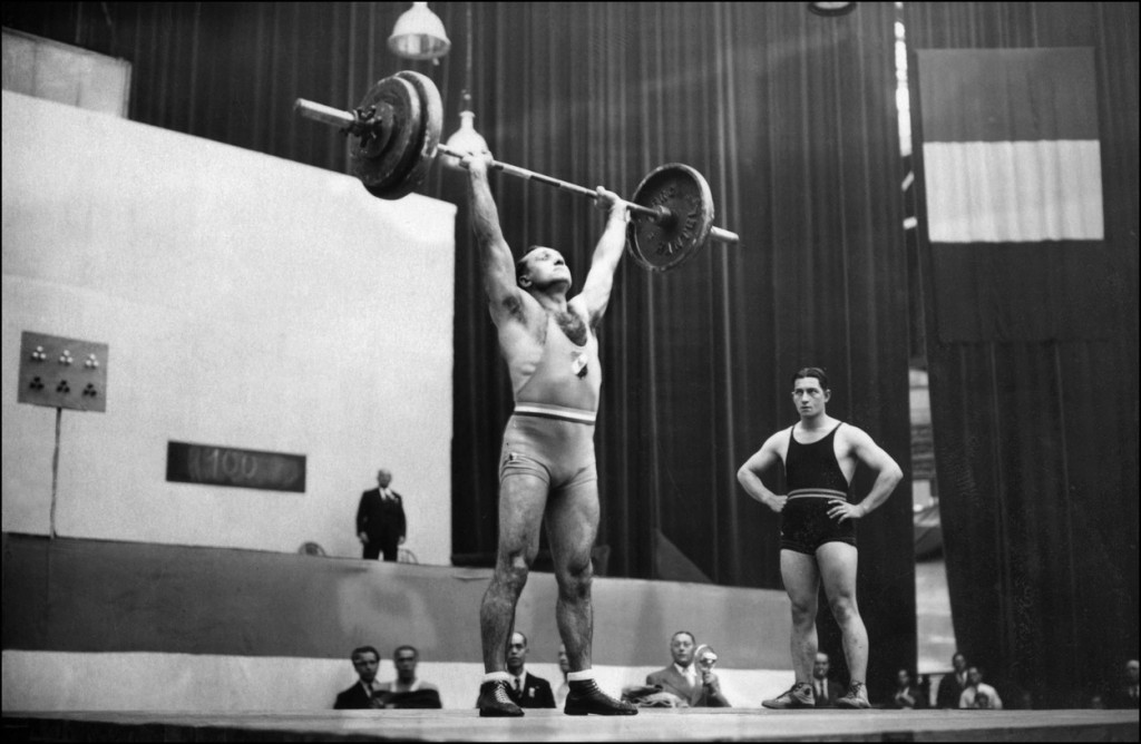 V roce 1932 na olympijských hrách v Los Angeles zažili českoslovenští vzpěrači obrovský úspěch