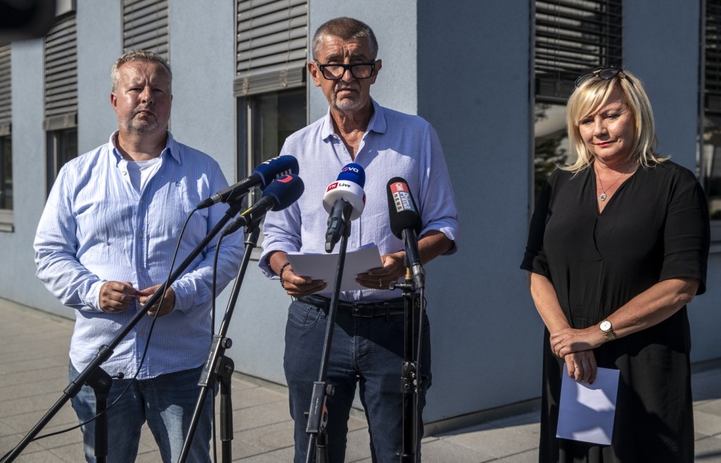 Andrej Babiš zřejmě trpí ztrátou paměti. Tvrdí, že jeho hnutí nemělo 12 let žádný skandál