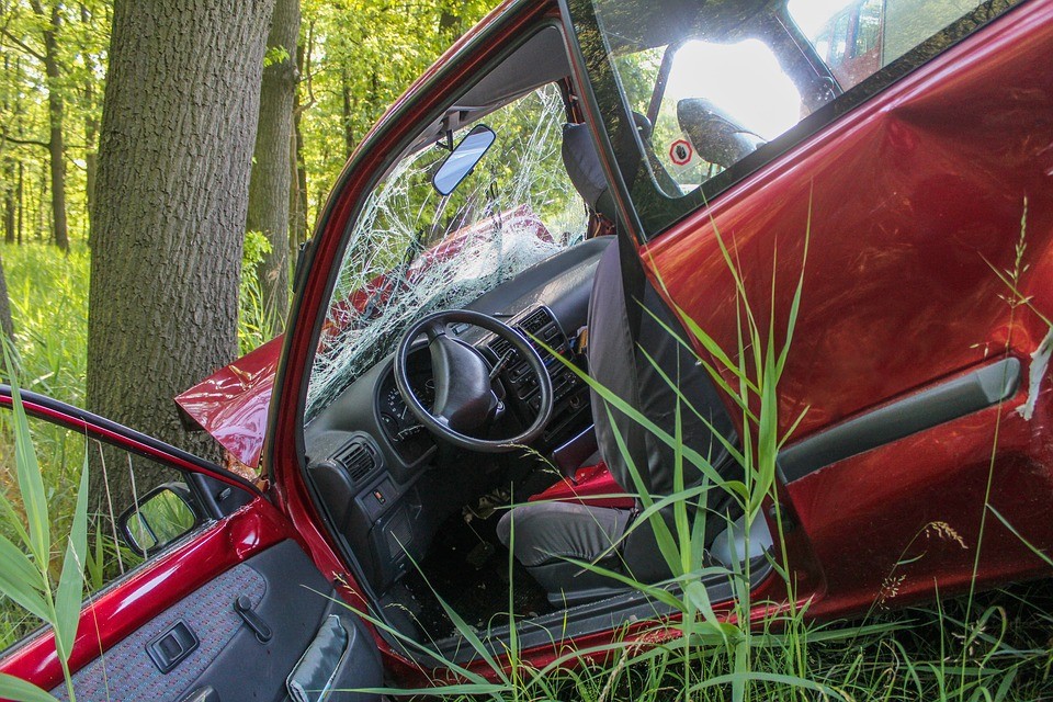 Jak k nehodě došlo? Možná to ví autokamera