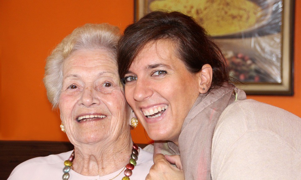 Lidé s Alzheimerovou chorobou potřebují stálou péči