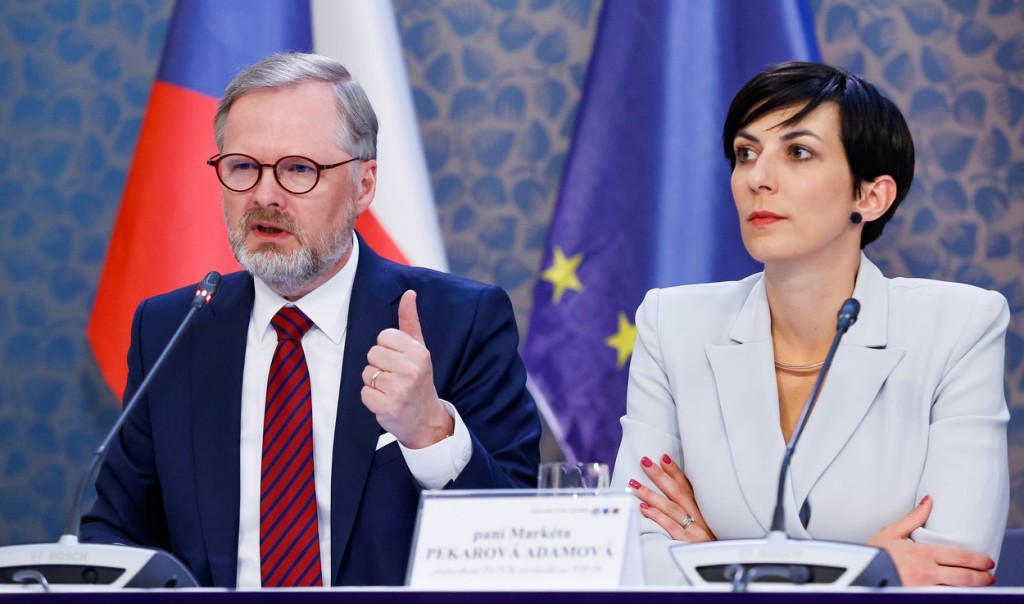 Cesta ke shodě pěti koaličních stran byla trnitá a složitá