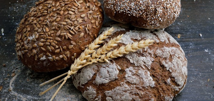 Lepek se nachází ve většině obilovin. Při bezlepkové dietě je tedy potřeba si pečlivě hlídat, jaké pečivo jíte