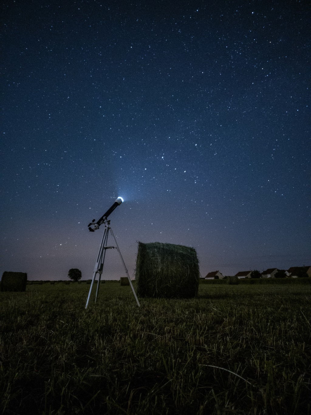 Jedny z nejpodařenějších snímků kosmu pocházejí z Hubbleova teleskopu. Je to tím, že se nenachází na Zemi, ale ve vesmíru