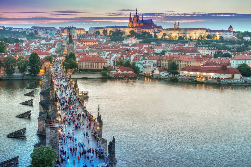 Prahu jen letos navštívilo odhadem 11 milionů turistů