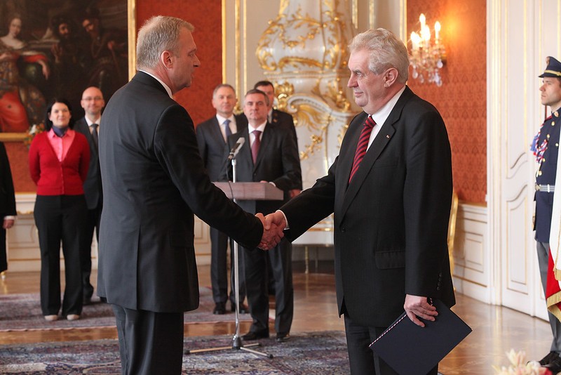 Miloš Zeman patřil spolu s Václavem Klausem do éry egomaniaků, kterým šlo výhradně o vlastní prospěch, nikoliv občanů
