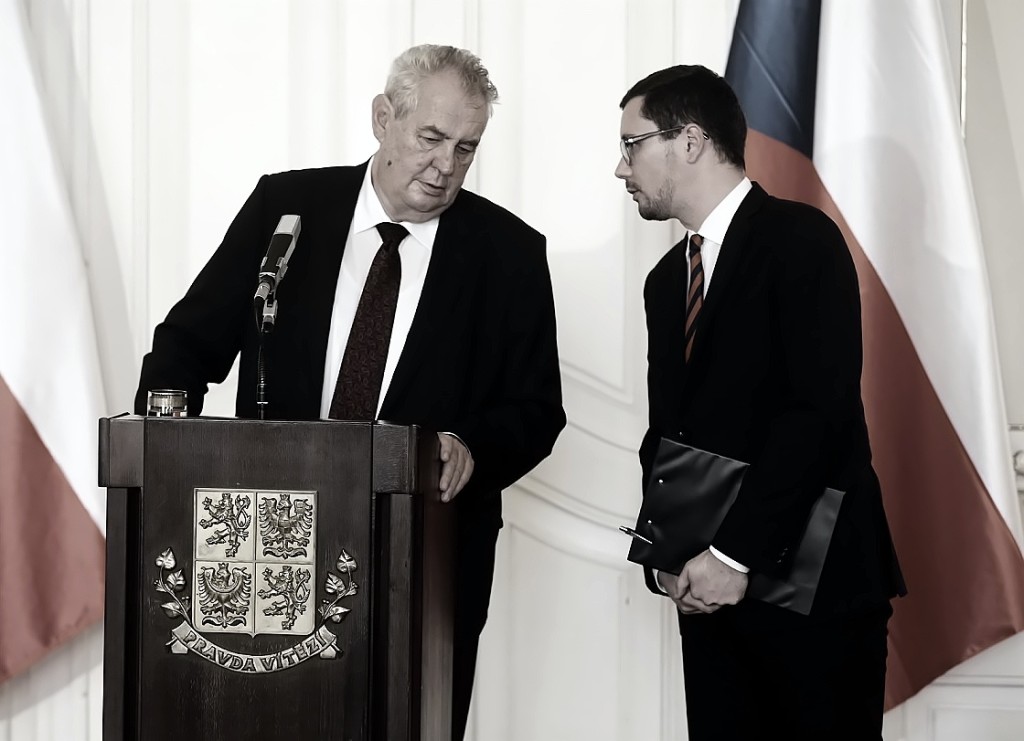 Jako tiskový mluvčí prezidenta republiky je Jiří Ovčáček nezapomenutelný