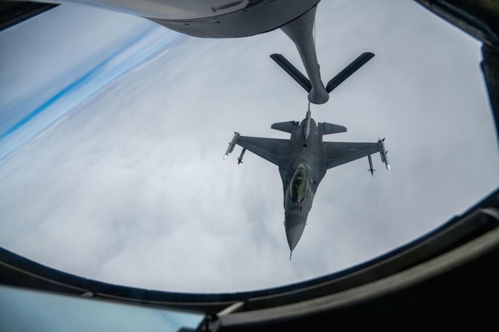 Letouny F-16 mohou podle mnoha odborníků válku rozhodnout, Ukrajina už je dávno měla mít