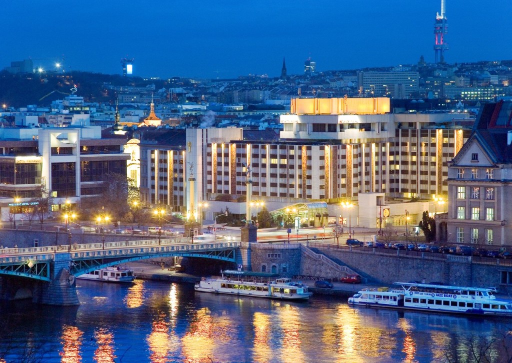 Krásný nebo ošklivý? Hotel InterContinental stále rozděluje společnost