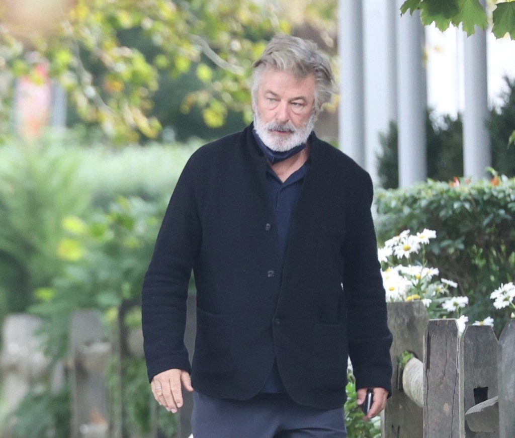 Baldwin pochází ze čtyř dětí, všichni jeho bratři Stephen, William a Daniel jsou také herci