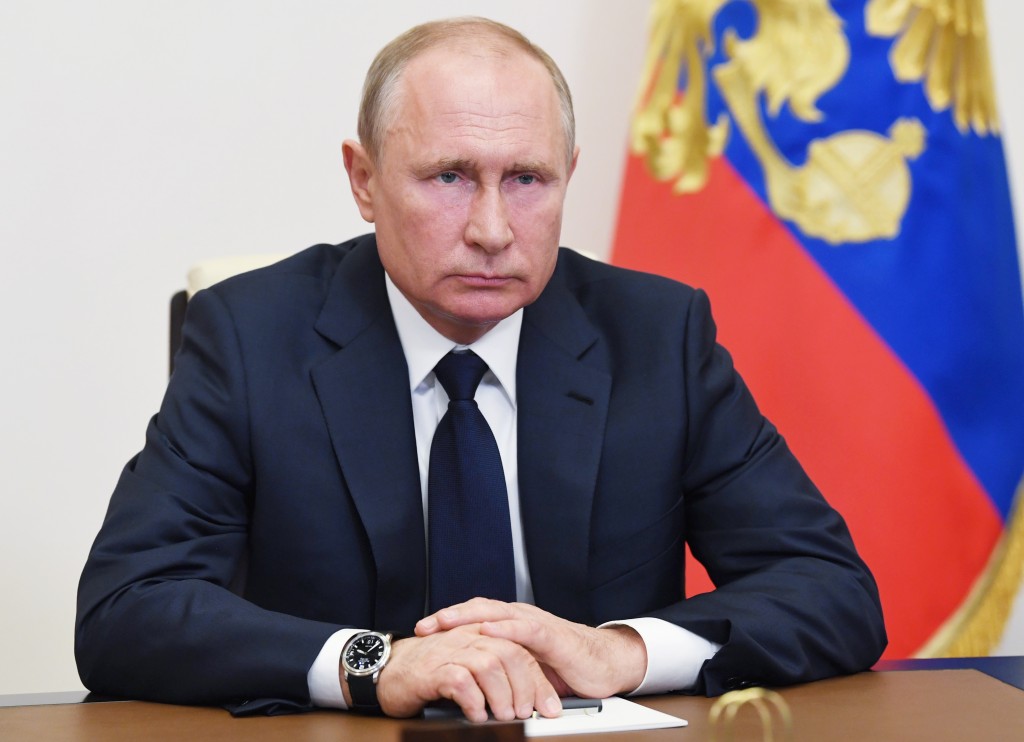 Putin je zahnaný do kouta a řeší krizi gigantických rozměrů