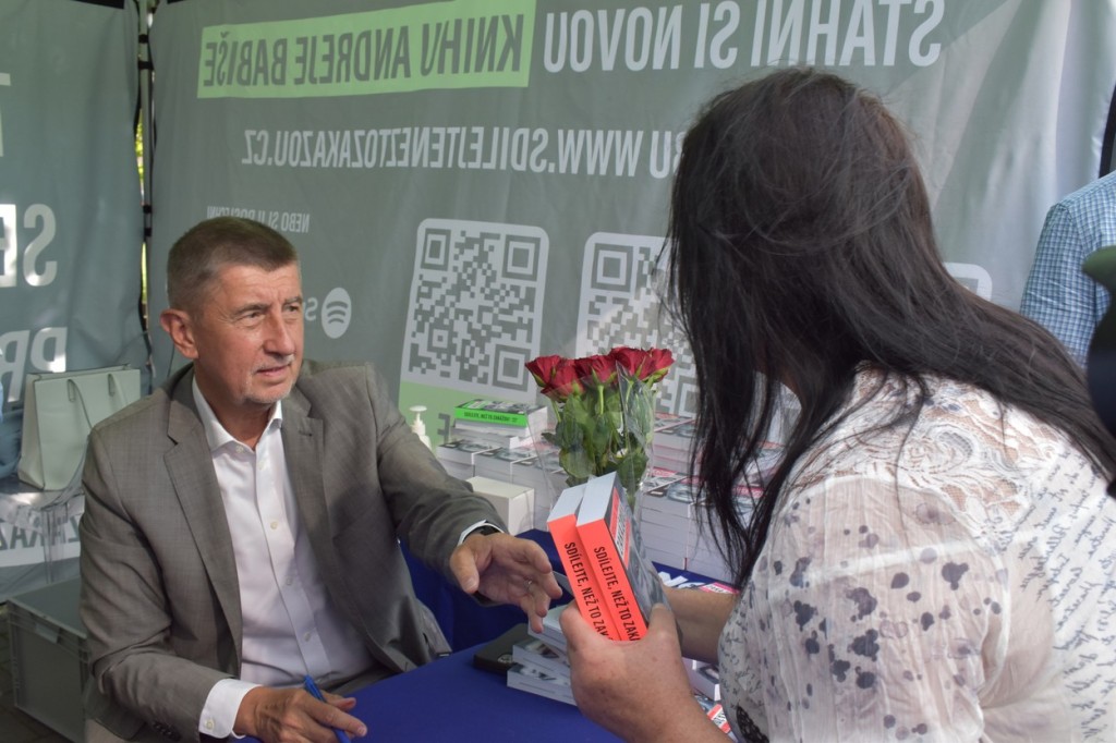 Andrej Babiš se dobře naučil, jak zahrát na slabá místa voličů