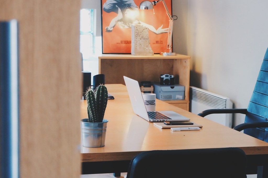 Je důležité myslet na dokonalou ergonomii našeho domácího pracoviště