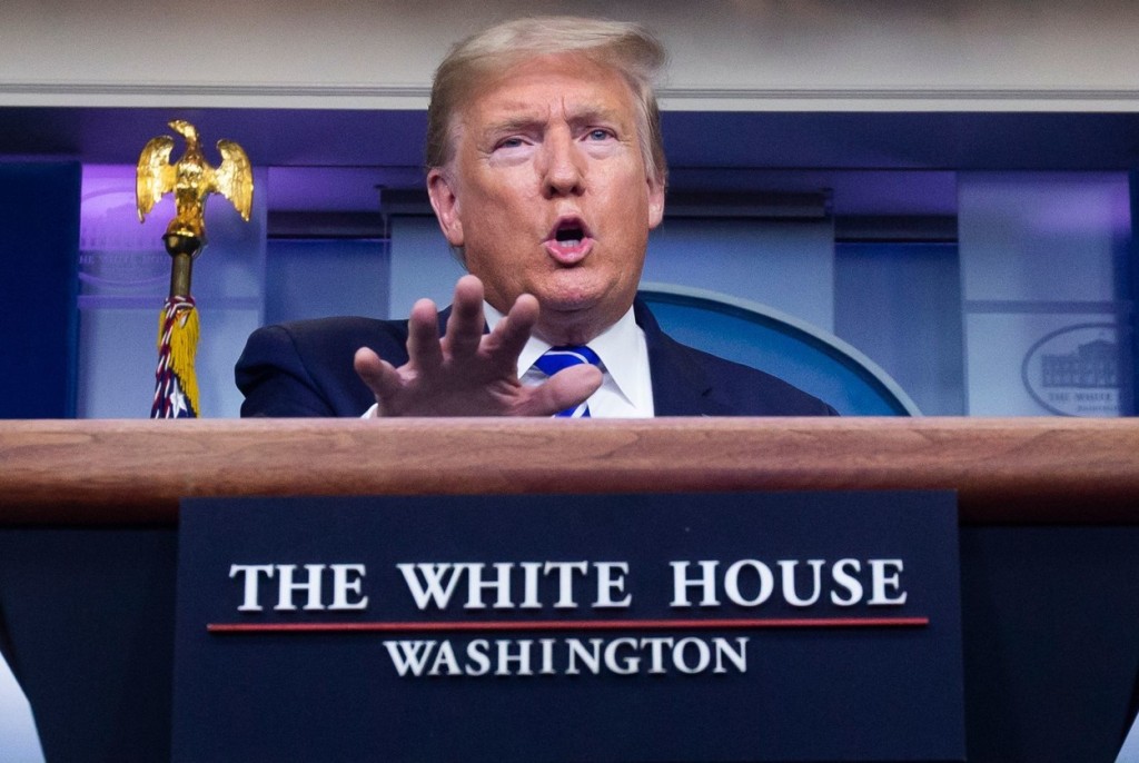 Prezident Trump se zaměřil na Českou republiku. Víme proč...