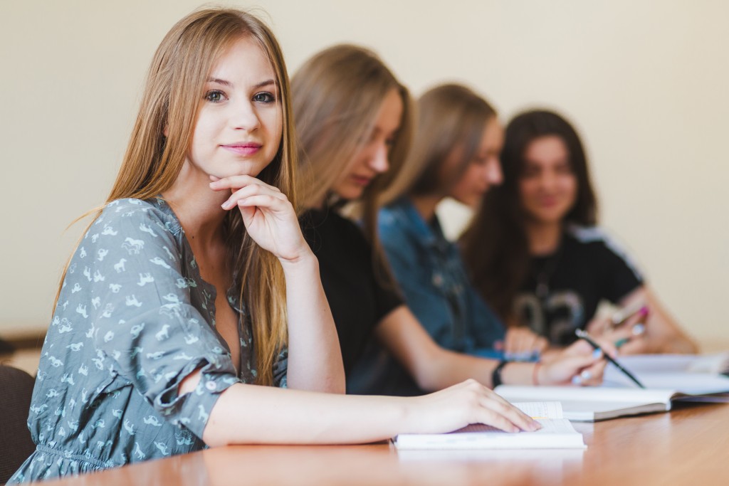 Každodenní stres, jestli uspějí, může prý děti motivovat