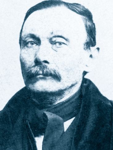 Josef Němec byl vznětlivým a násilnickým manželem. Uměl být i milujícím partnerem