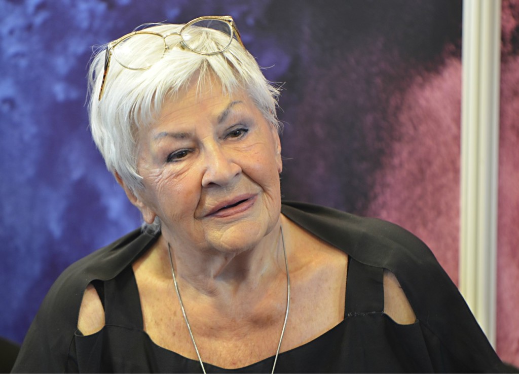 Hlasatelská hvězda Kamila Moučková zemřela ve věku 92 let