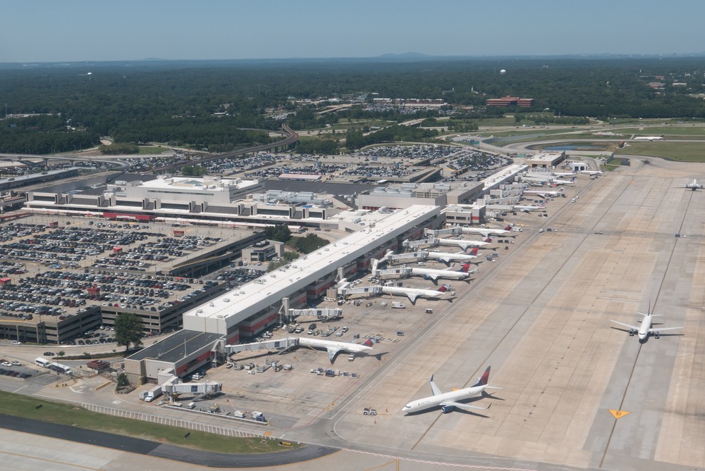 Mezinárodní letiště Hartsfield-Jackson bylo založeno roku 1925 z podnětu primátora W. Simse
