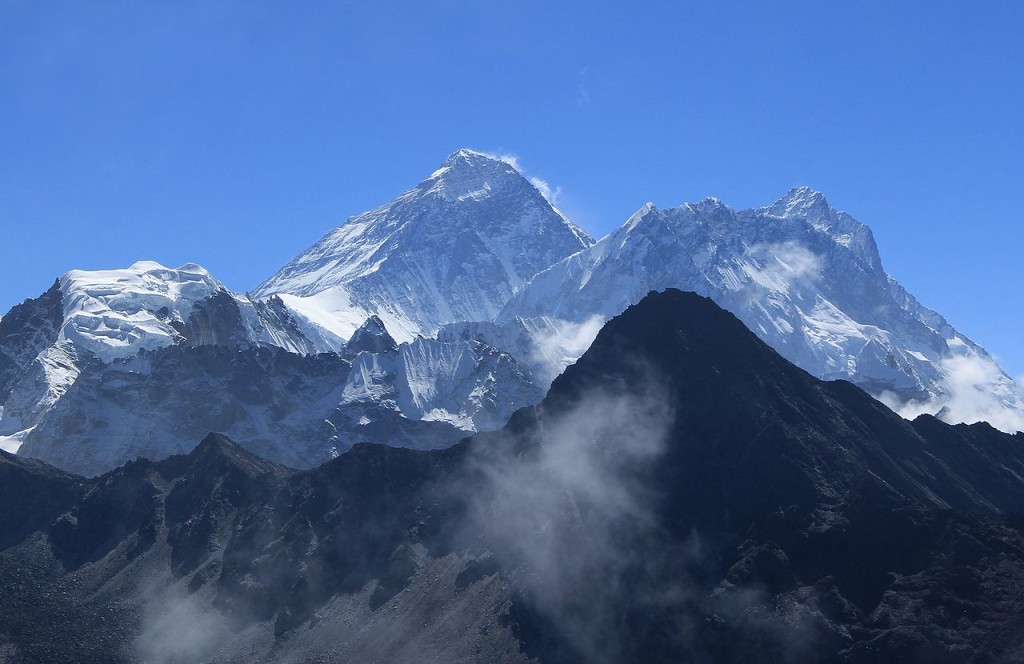 Mount Everest - jednoduše majestátní nádhera...