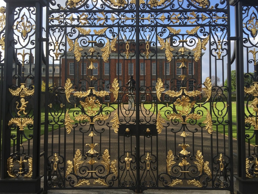 V Kensingtonském paláci proběhne během léta výstava, která po 25 letech ukáže veřejnosti svatební šaty princezny Diany
