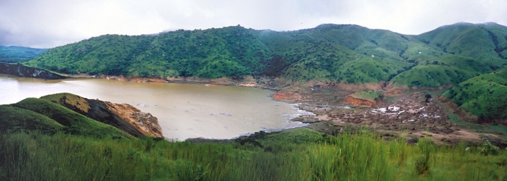 Jezero Nyos po katastrofě
