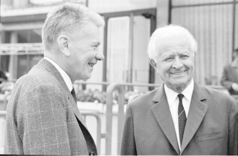 Josef Smrkovský byl významným představitelem reformního procesu v roce 1968. Následoval však rychlý mocenský pád. Na snímku s generálem Ludvíkem Svobodou 