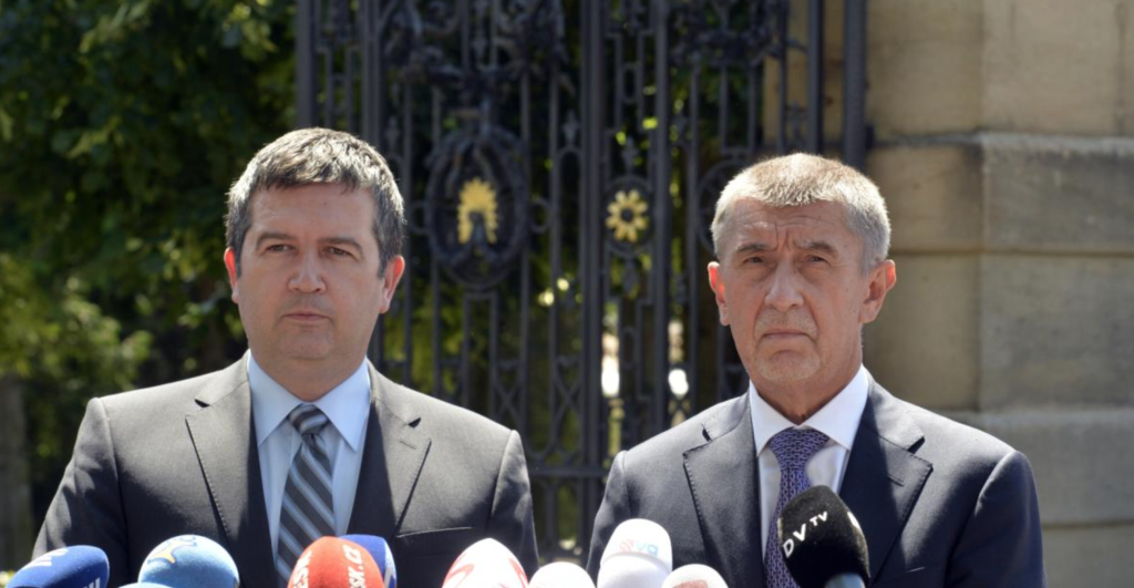 Babiš v minulosti Hamáčka do čela krizového štábu odmítal