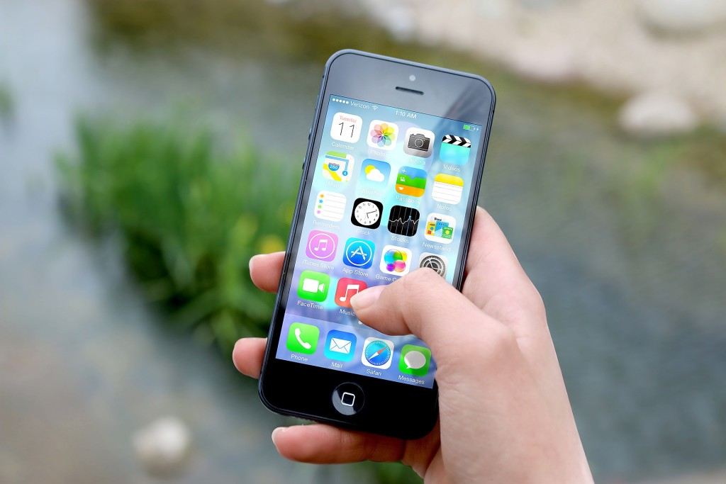 Víte, jak mobily působí na naše zdraví?