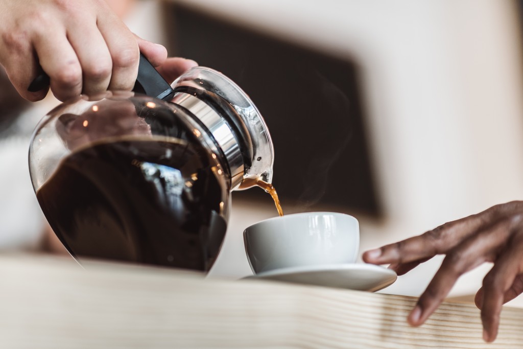 Kofein je zřejmě nejrozšířenější stimulant na světě, tím pádem i nejrozšířenější drogou