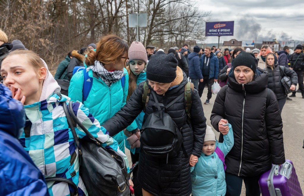 Od začátku ruské vojenské invaze na Ukrajinu přišlo do České republiky kolem 300 tisíc uprchlíků
