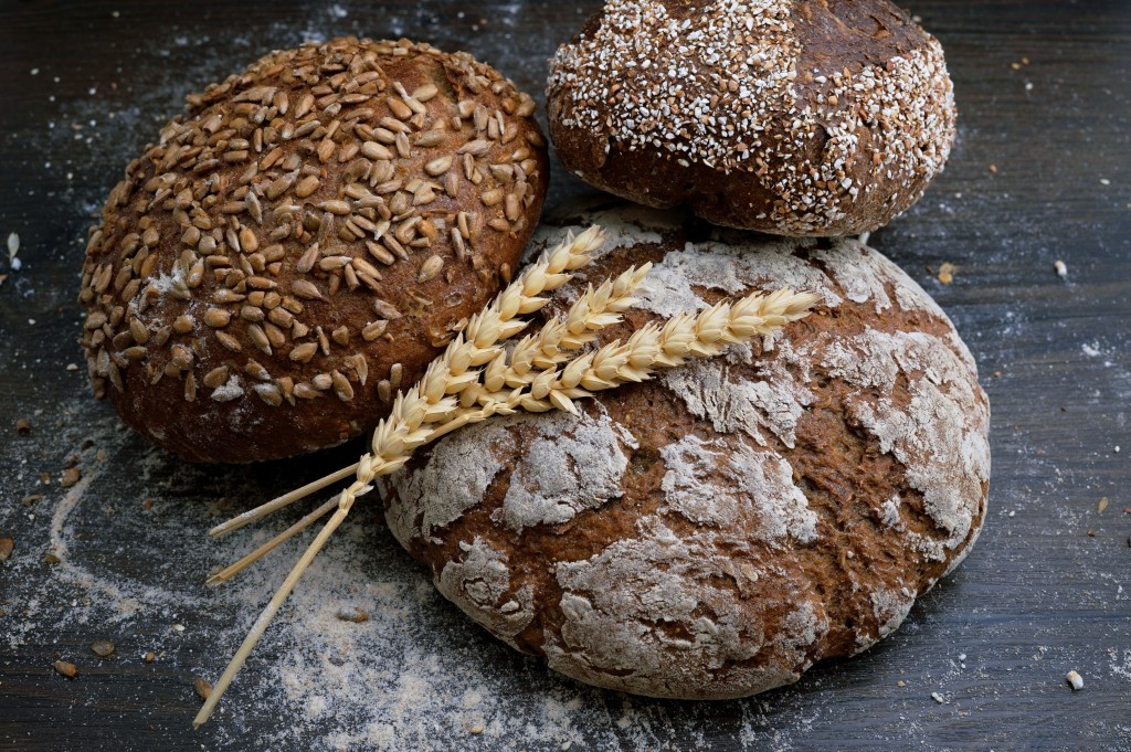 Ideální je při dietě vybírat ty druhy chleba, které obsahují vysoké množství vlákniny