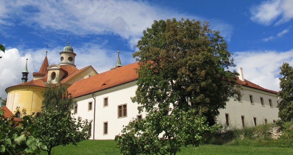 Bývalý klášter se stavěl v letech 1581-1602