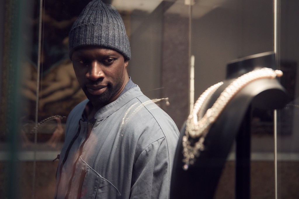 Omar Sy v úžasné a chytlavé roli zloděje Lupina